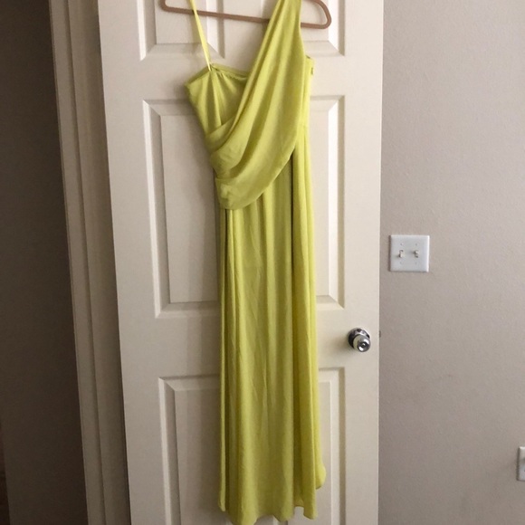 Gown - Picture 2 of 3